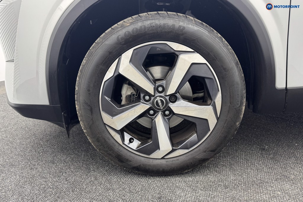 Nissan Qashqai N-Connecta Manual Petrol SUV - Stock Number (1575088) - 27th supplementary image