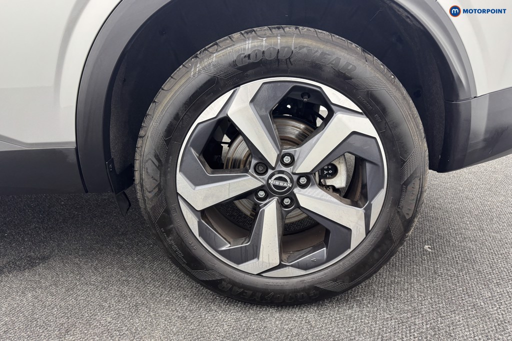 Nissan Qashqai N-Connecta Manual Petrol SUV - Stock Number (1575088) - 28th supplementary image
