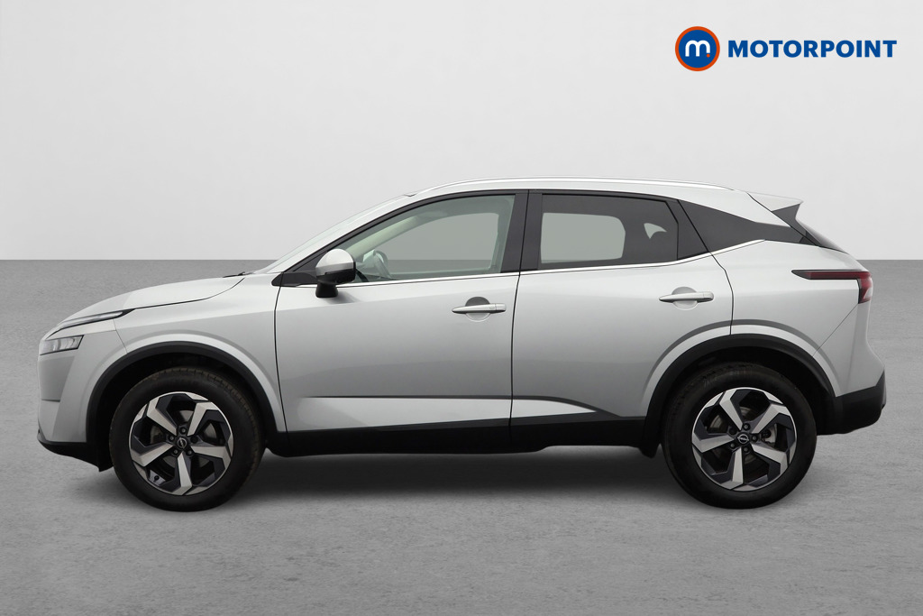 Nissan Qashqai N-Connecta Manual Petrol SUV - Stock Number (1575088) - Passenger side