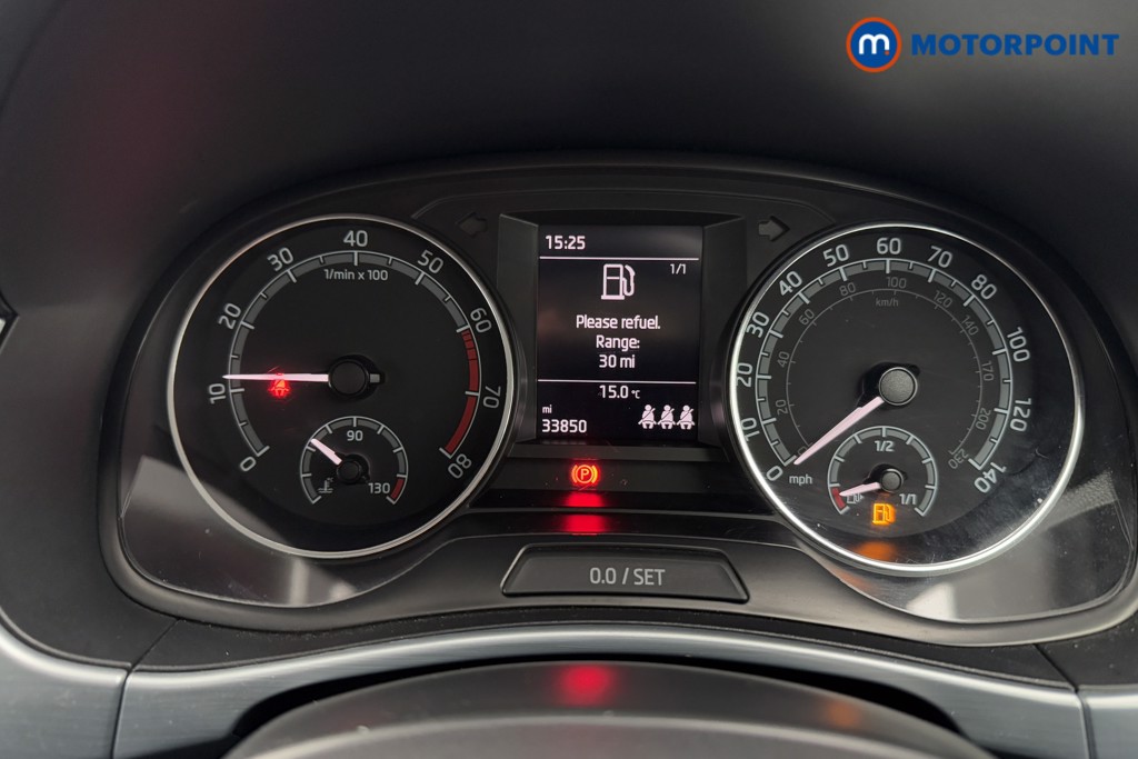 Skoda Fabia Colour Edition Manual Petrol Hatchback - Stock Number (1575692) - 6th supplementary image