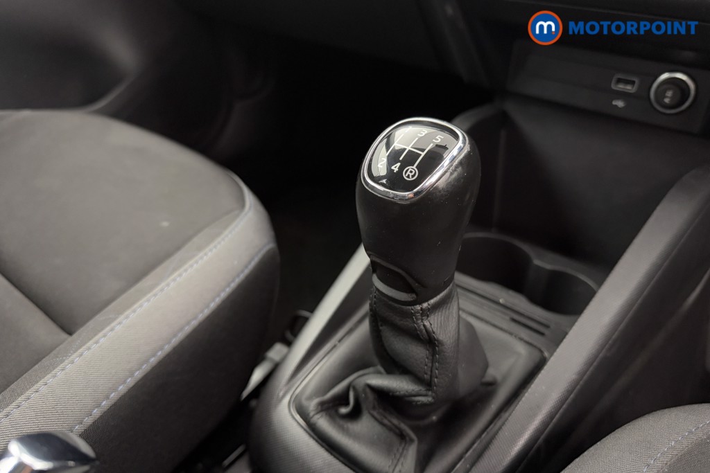 Skoda Fabia Colour Edition Manual Petrol Hatchback - Stock Number (1575692) - 13th supplementary image