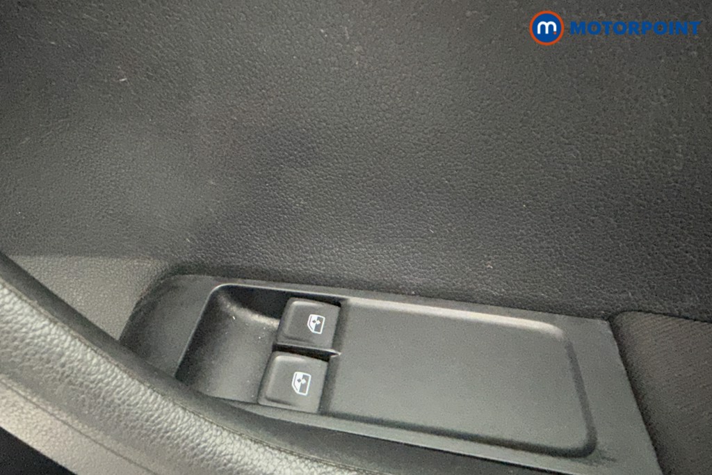 Skoda Fabia Colour Edition Manual Petrol Hatchback - Stock Number (1575692) - 18th supplementary image