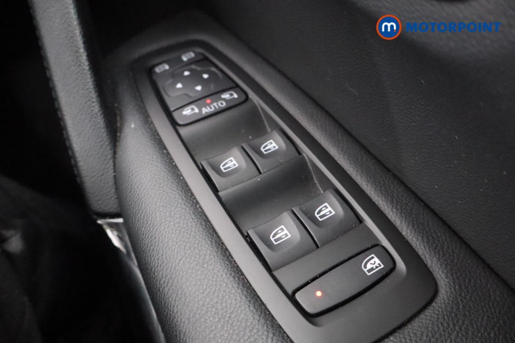 Renault Kadjar Iconic Manual Petrol SUV - Stock Number (1576904) - 12th supplementary image