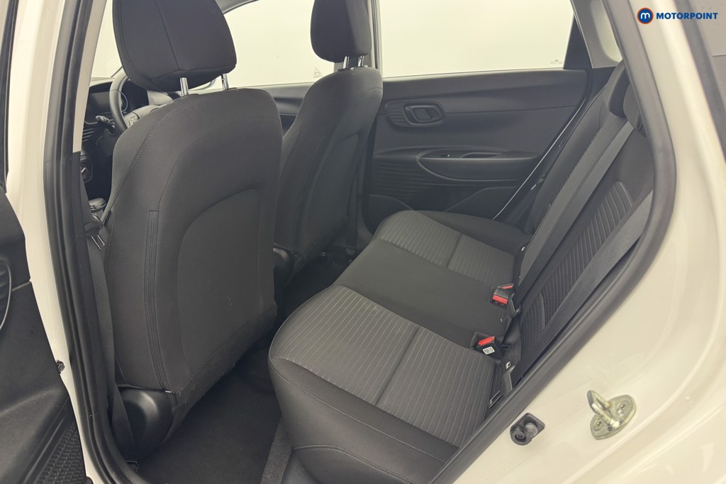 Hyundai I20 Se Connect Automatic Petrol Hatchback - Stock Number (1577481) - 8th supplementary image