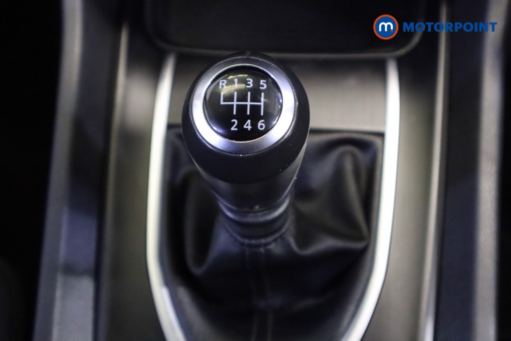 Nissan Qashqai Acenta Premium Manual Petrol SUV - Stock Number (1577482) - 5th supplementary image