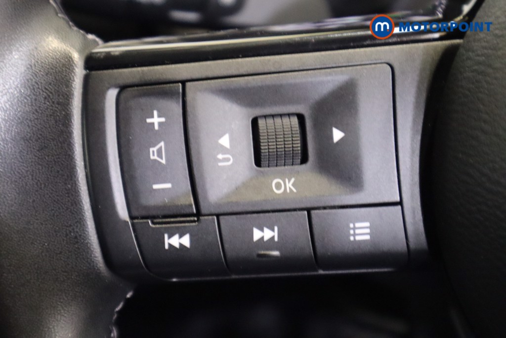 Nissan Qashqai Acenta Premium Manual Petrol SUV - Stock Number (1577482) - 17th supplementary image