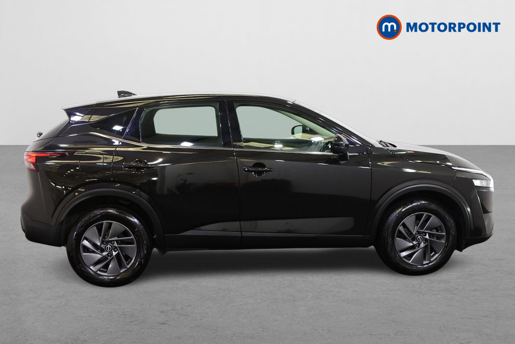 Nissan Qashqai Acenta Premium Manual Petrol SUV - Stock Number (1577482) - Drivers side