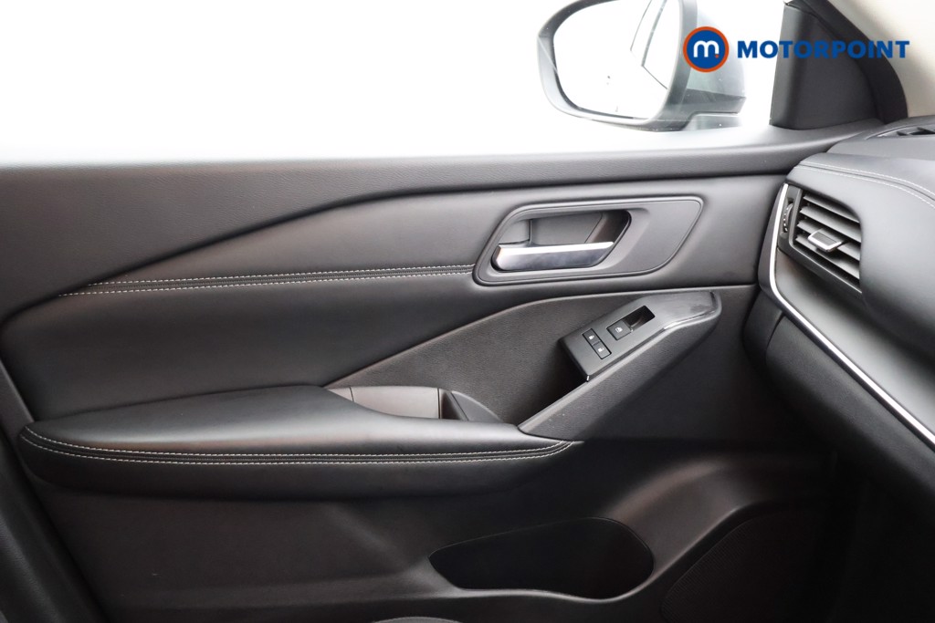 Nissan Qashqai Acenta Premium Automatic Petrol SUV - Stock Number (1577528) - 8th supplementary image