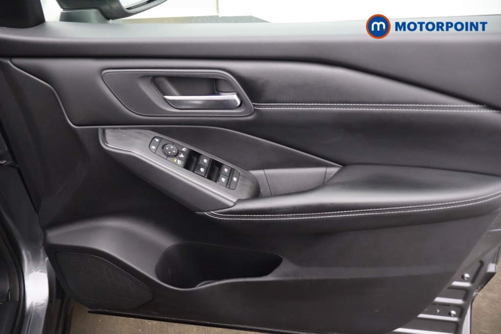 Nissan Qashqai Acenta Premium Automatic Petrol SUV - Stock Number (1577528) - 9th supplementary image