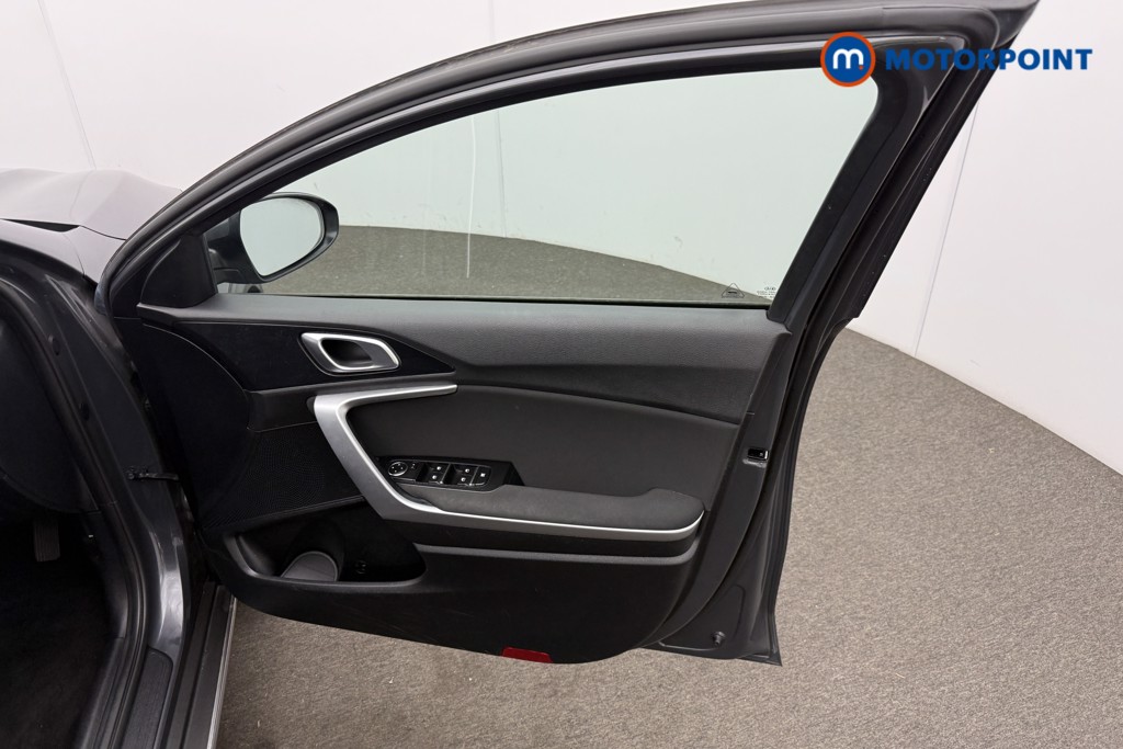 KIA Xceed 2 Manual Petrol Hatchback - Stock Number (1577613) - 13th supplementary image