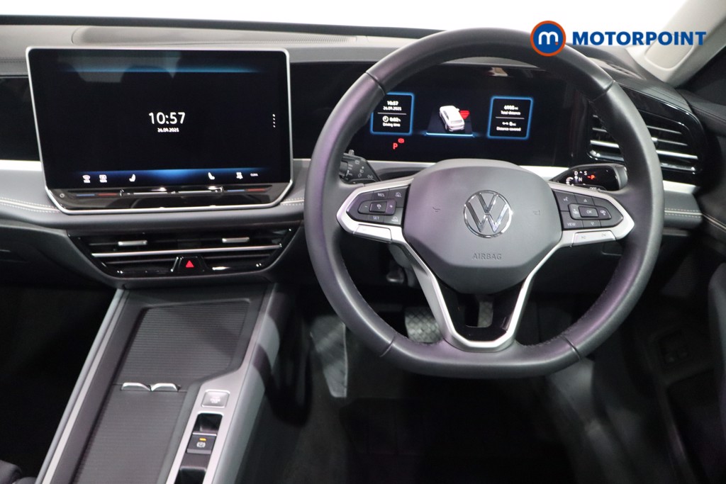 Volkswagen Passat Life Automatic Petrol Plug-In Hybrid Estate - Stock Number (1578087) - 3rd supplementary image