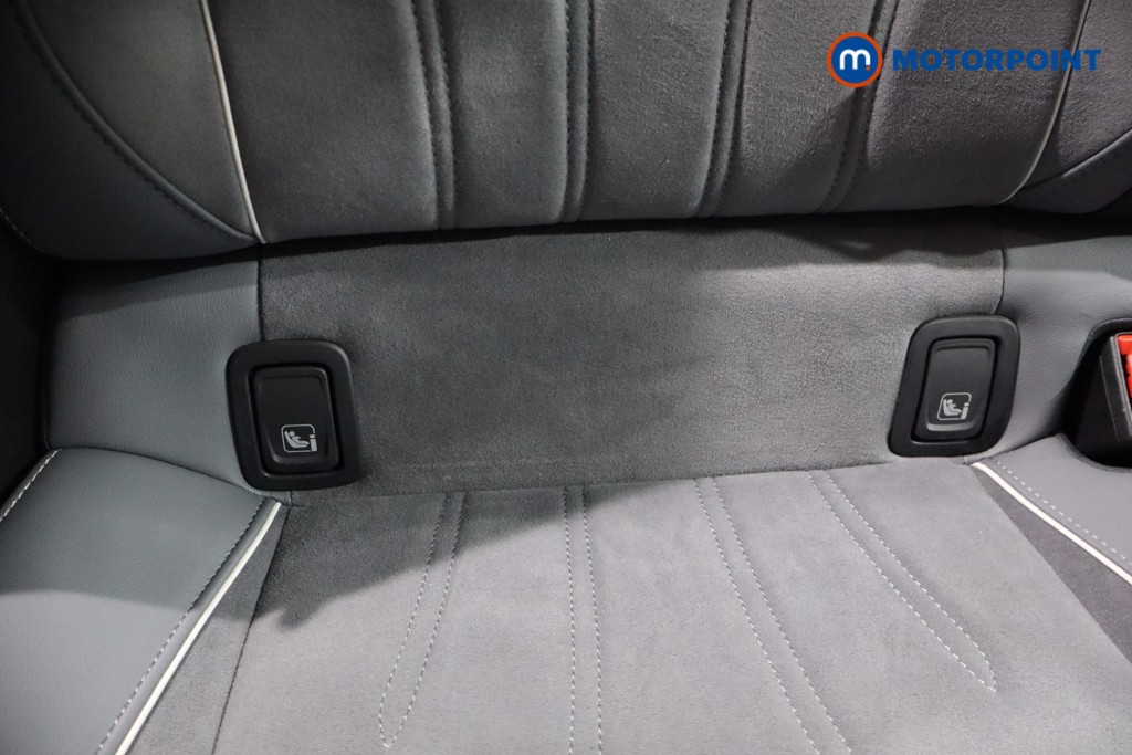 Volkswagen Passat Life Automatic Petrol Plug-In Hybrid Estate - Stock Number (1578087) - 26th supplementary image