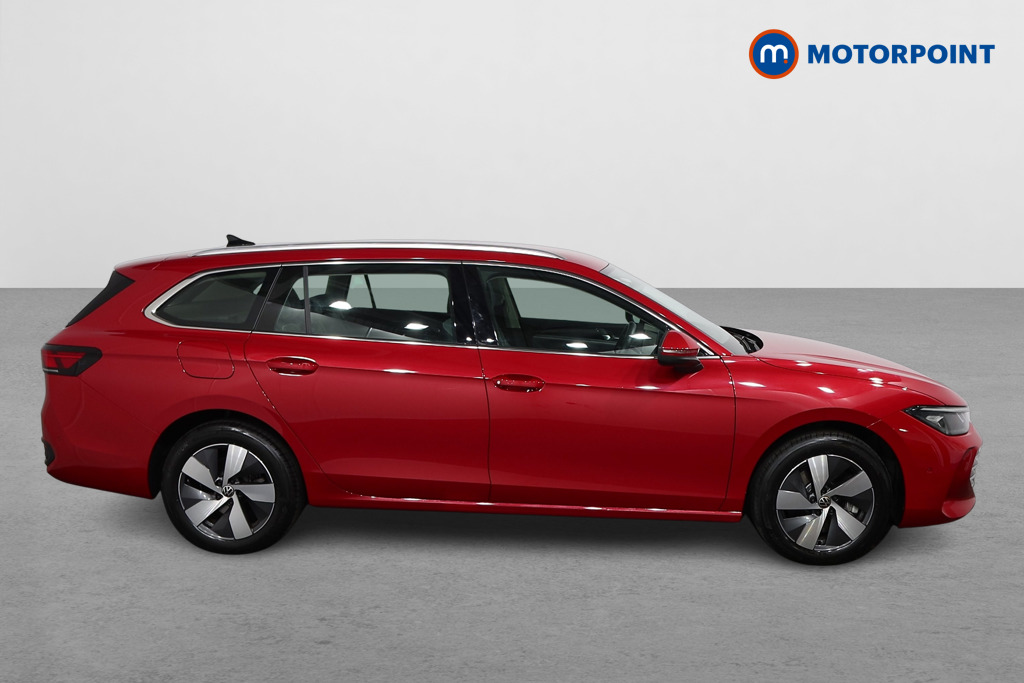 Volkswagen Passat Life Automatic Petrol Plug-In Hybrid Estate - Stock Number (1578087) - Drivers side