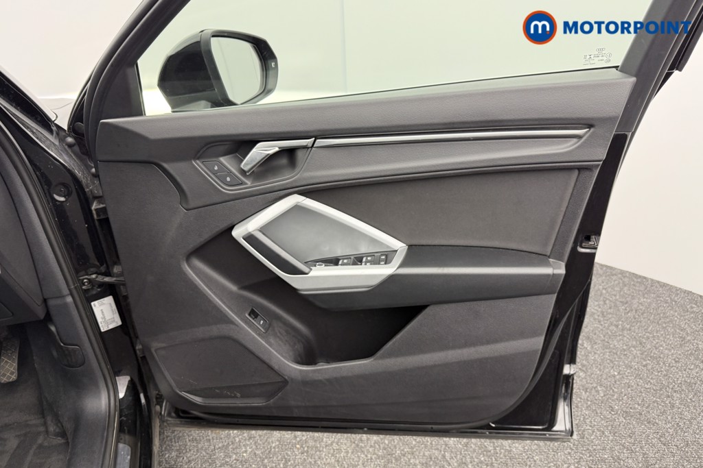 Audi Q3 Sport Automatic Petrol SUV - Stock Number (1579007) - 17th supplementary image