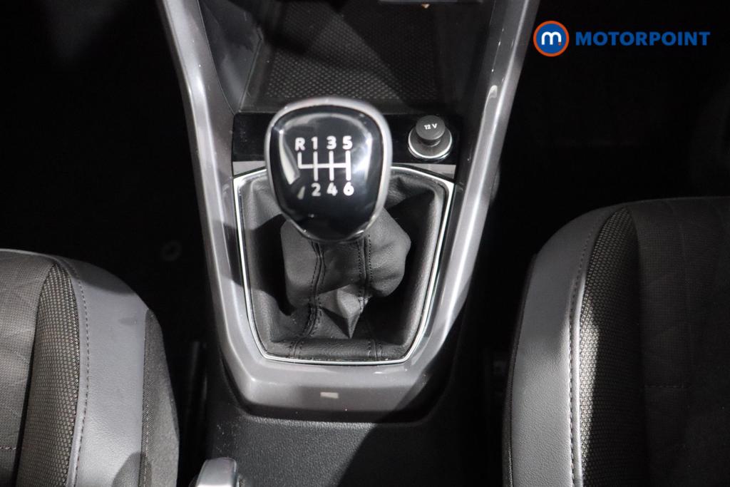 Volkswagen T-Cross SEL Manual Petrol SUV - Stock Number (1579756) - 4th supplementary image