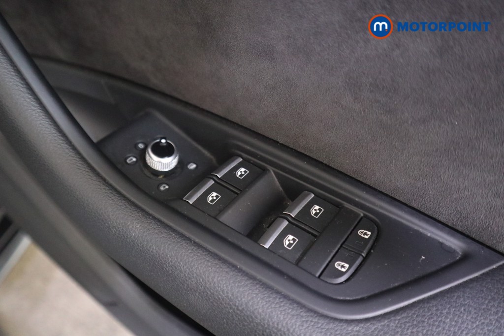 Audi A4 S Line Automatic Diesel Estate - Stock Number (1579858) - 11th supplementary image
