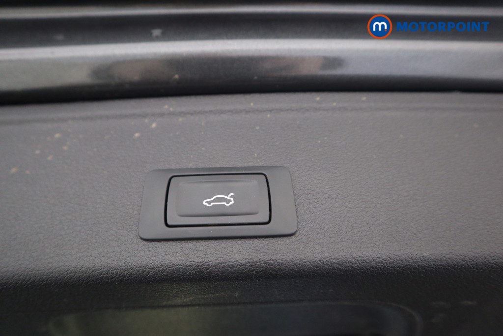 Audi A4 S Line Automatic Diesel Estate - Stock Number (1579858) - 15th supplementary image
