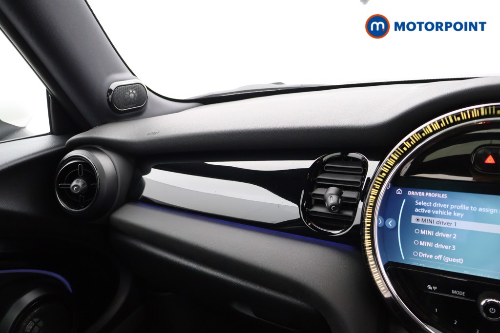 Mini Hatchback Cooper S Level 3 Automatic Electric Hatchback - Stock Number (1579945) - 7th supplementary image