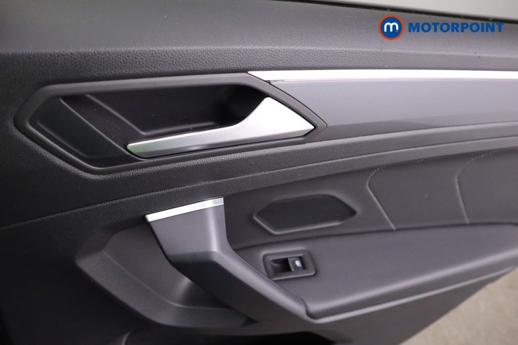 Volkswagen Tiguan Allspace R-Line Tech Automatic Petrol SUV - Stock Number (1580024) - 18th supplementary image