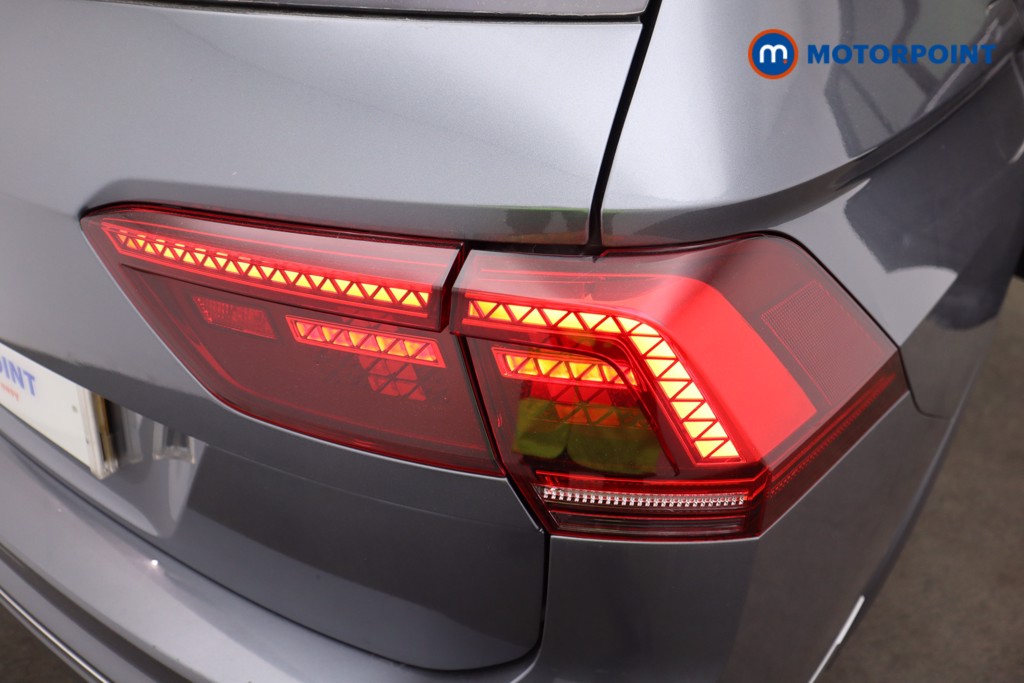 Volkswagen Tiguan Allspace R-Line Tech Automatic Petrol SUV - Stock Number (1580024) - 25th supplementary image