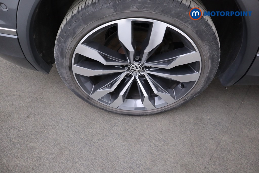 Volkswagen Tiguan Allspace R-Line Tech Automatic Petrol SUV - Stock Number (1580024) - 29th supplementary image
