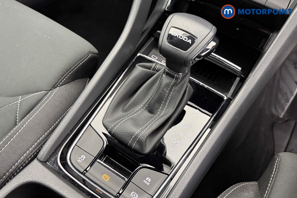 Skoda Karoq Sportline Edition Automatic Petrol SUV - Stock Number (1580028) - 13th supplementary image