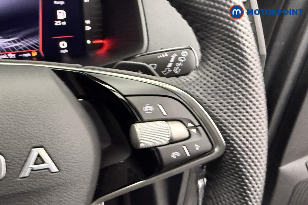Skoda Karoq Sportline Edition Automatic Petrol SUV - Stock Number (1580028) - 15th supplementary image