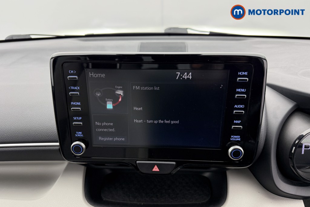 Toyota Yaris Excel Automatic Petrol-Electric Hybrid Hatchback - Stock Number (1580283) - 8th supplementary image