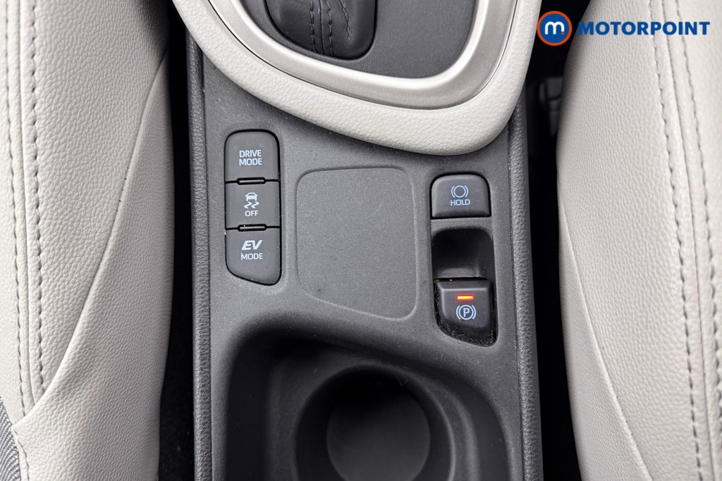 Toyota Yaris Excel Automatic Petrol-Electric Hybrid Hatchback - Stock Number (1580283) - 11th supplementary image