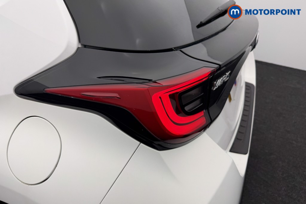 Toyota Yaris Excel Automatic Petrol-Electric Hybrid Hatchback - Stock Number (1580283) - 23rd supplementary image
