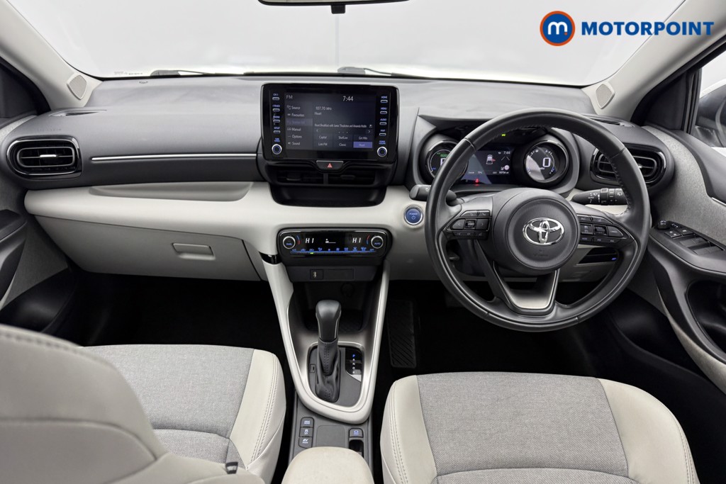 Toyota Yaris Excel Automatic Petrol-Electric Hybrid Hatchback - Stock Number (1580283) - 1st supplementary image