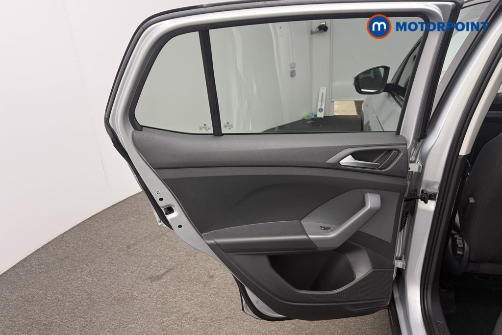 Volkswagen T-Cross SEL Automatic Petrol SUV - Stock Number (1580473) - 5th supplementary image