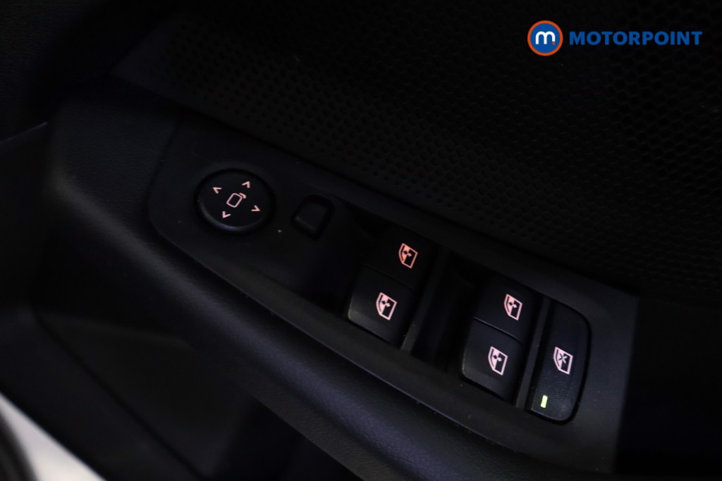 BMW 1 Series SE Manual Petrol Hatchback - Stock Number (1580486) - 3rd supplementary image