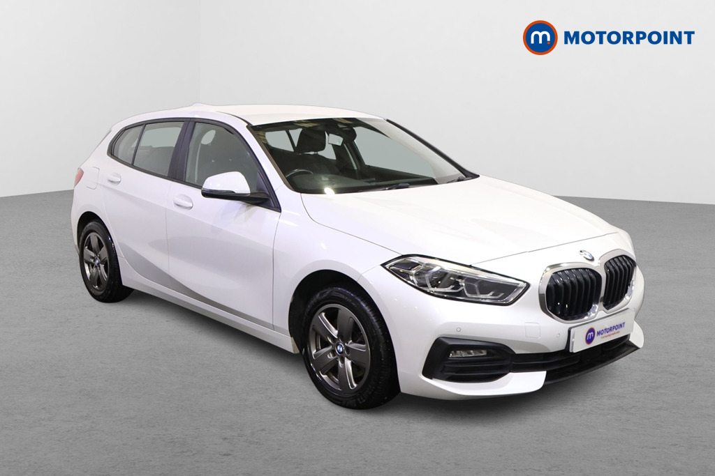 BMW 1 Series SE Manual Petrol Hatchback - Stock Number (1580486) - Drivers side front corner