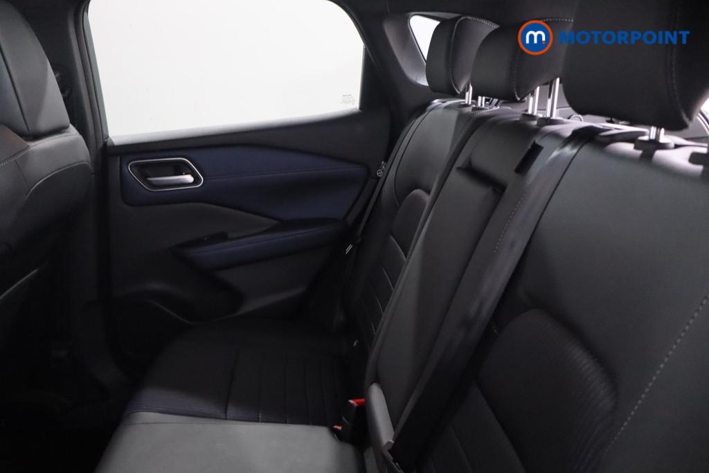 Nissan Qashqai Tekna Manual Petrol SUV - Stock Number (1580742) - 16th supplementary image