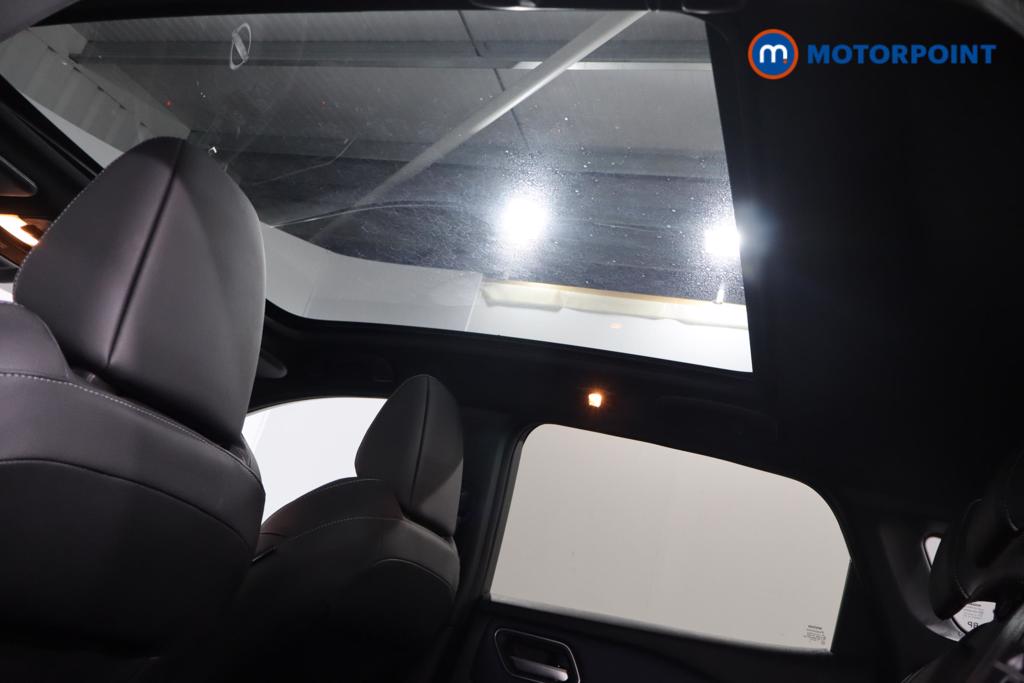 Nissan Qashqai Tekna Manual Petrol SUV - Stock Number (1580742) - 18th supplementary image