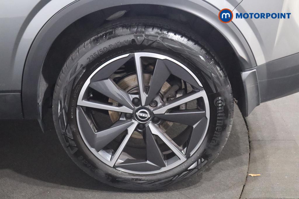 Nissan Qashqai Tekna Manual Petrol SUV - Stock Number (1580742) - 23rd supplementary image