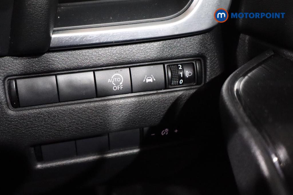 Nissan Qashqai Acenta Premium Manual Petrol SUV - Stock Number (1580890) - 11th supplementary image