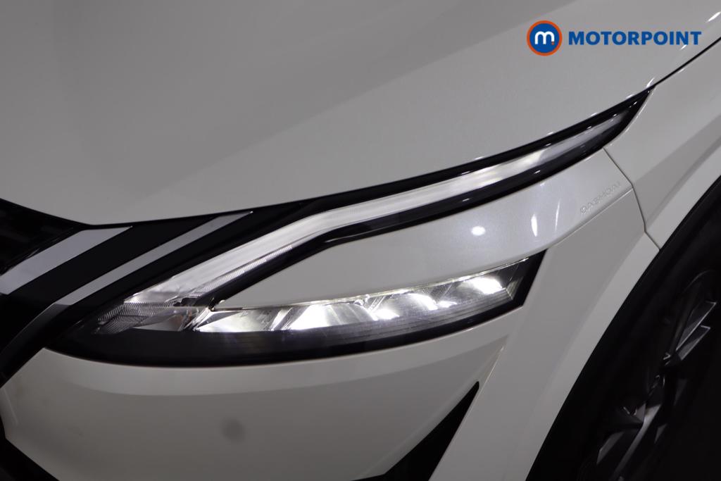 Nissan Qashqai Acenta Premium Manual Petrol SUV - Stock Number (1580890) - 18th supplementary image
