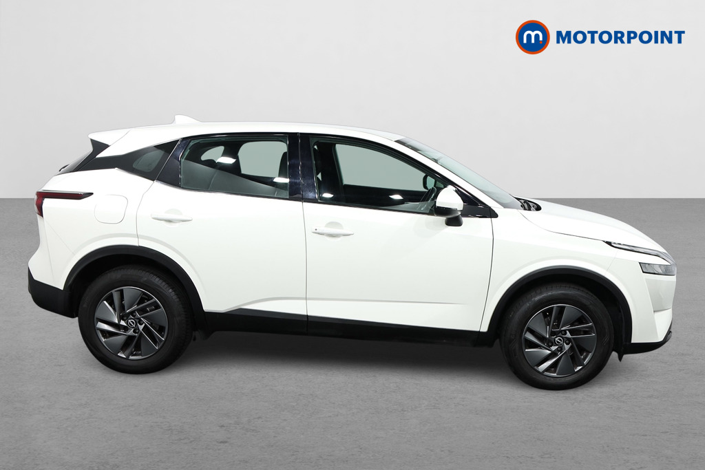 Nissan Qashqai Acenta Premium Manual Petrol SUV - Stock Number (1580890) - Drivers side