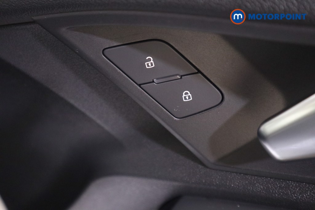 Audi A3 S Line Automatic Petrol Hatchback - Stock Number (1580928) - 11th supplementary image