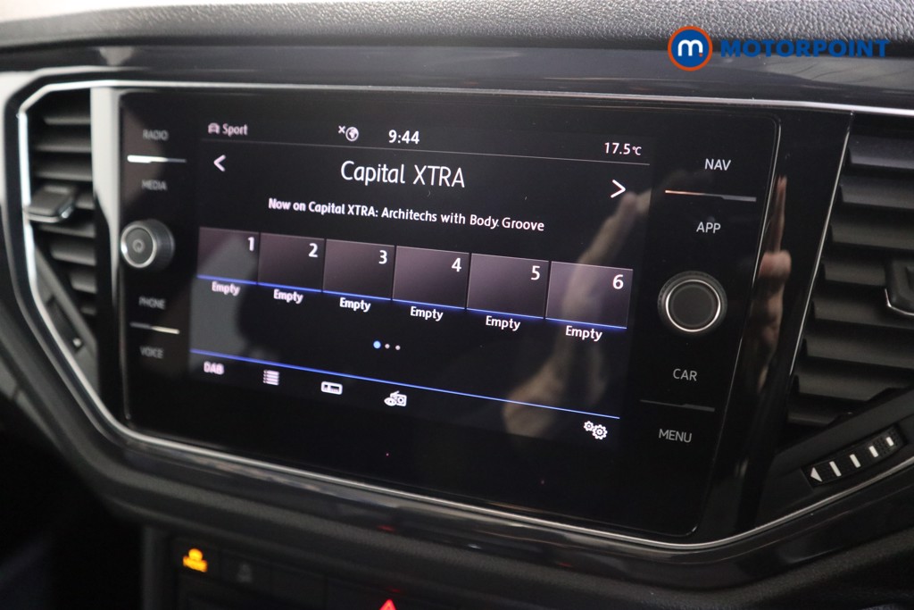 Volkswagen T-Roc R-Line Manual Diesel SUV - Stock Number (1580948) - 6th supplementary image