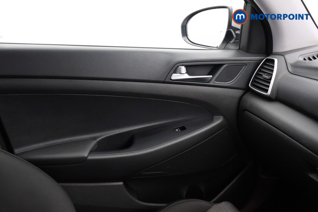 Hyundai Tucson Se Nav Manual Petrol SUV - Stock Number (1581015) - 8th supplementary image