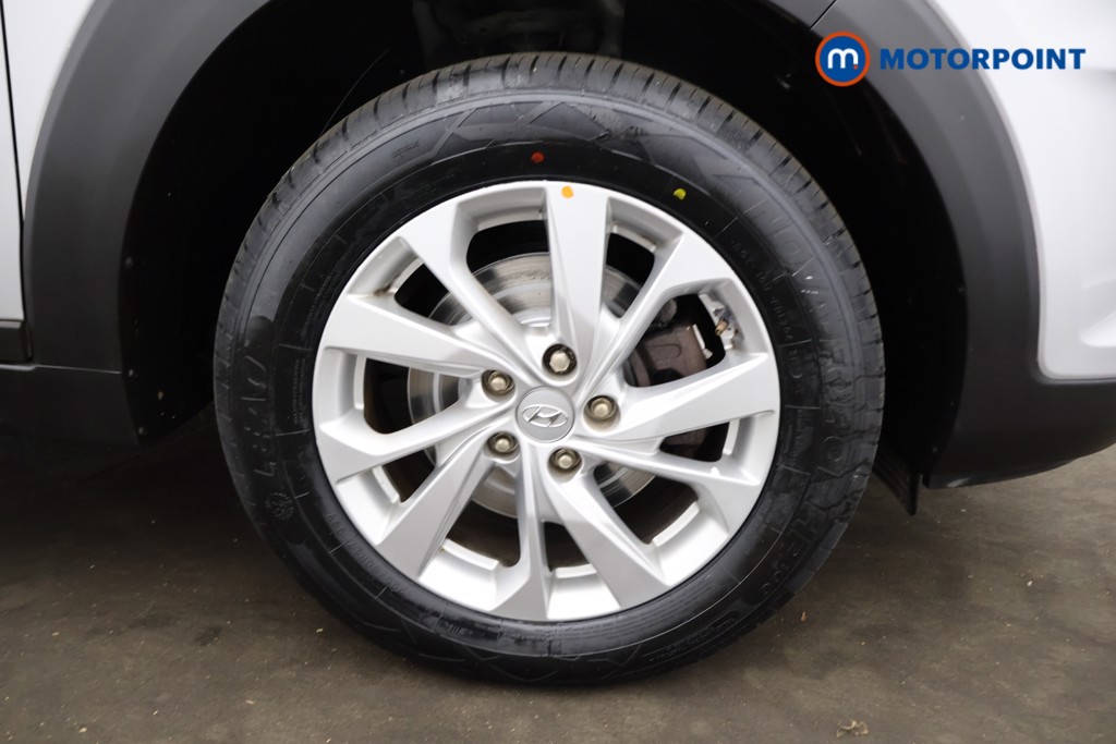 Hyundai Tucson Se Nav Manual Petrol SUV - Stock Number (1581015) - 16th supplementary image