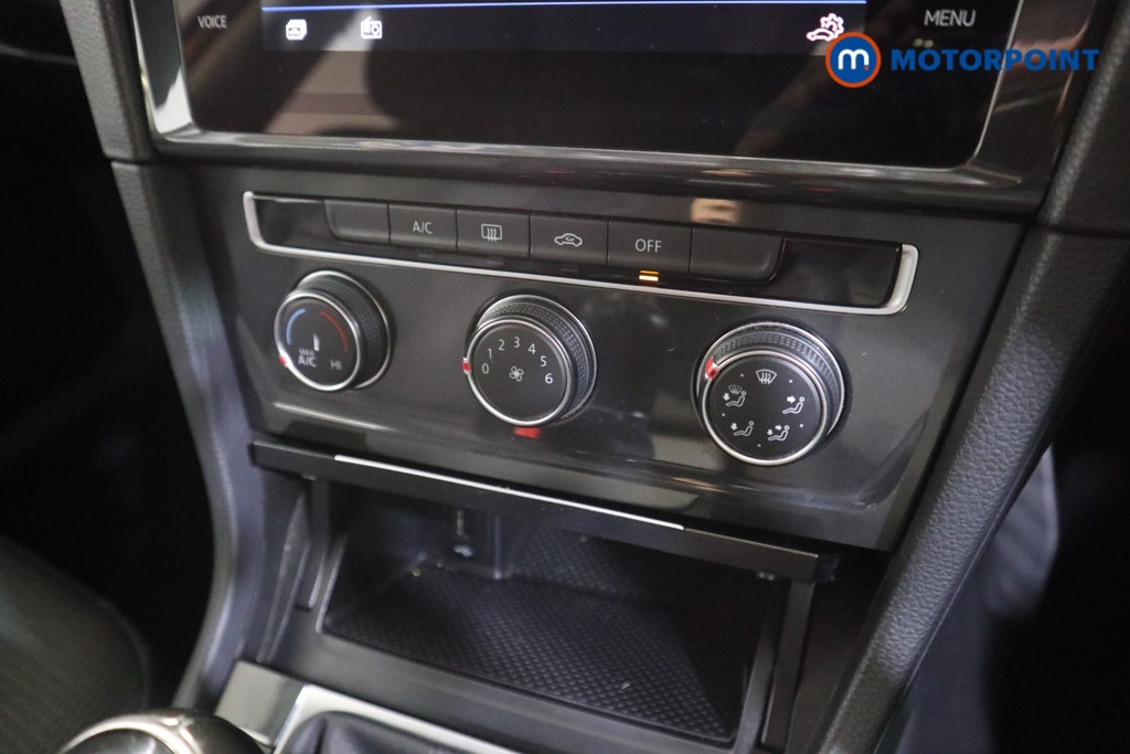 Volkswagen Golf SE Manual Petrol Hatchback - Stock Number (1581071) - 7th supplementary image