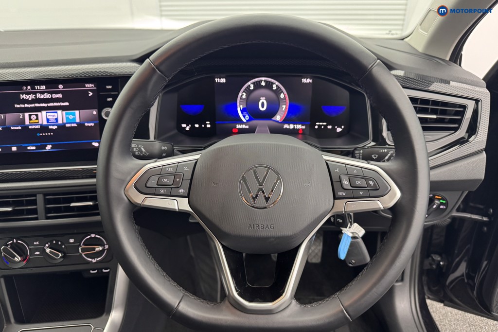 Volkswagen Polo Life Manual Petrol Hatchback - Stock Number (1581331) - 3rd supplementary image