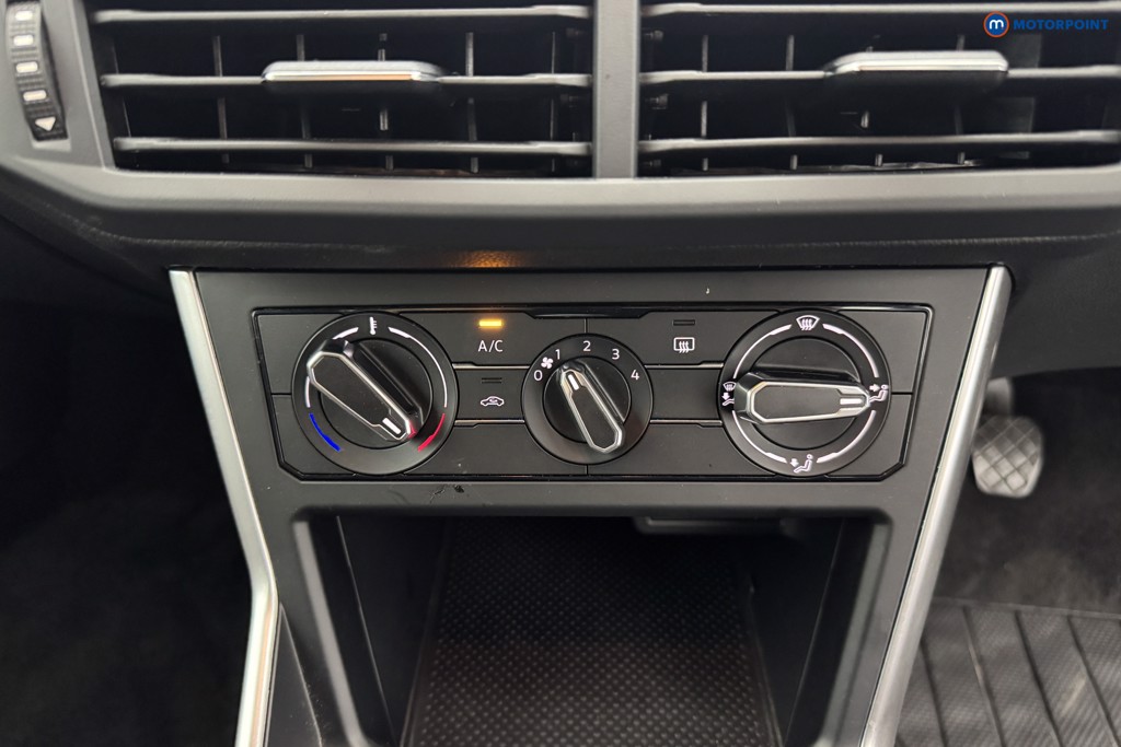 Volkswagen Polo Life Manual Petrol Hatchback - Stock Number (1581331) - 14th supplementary image