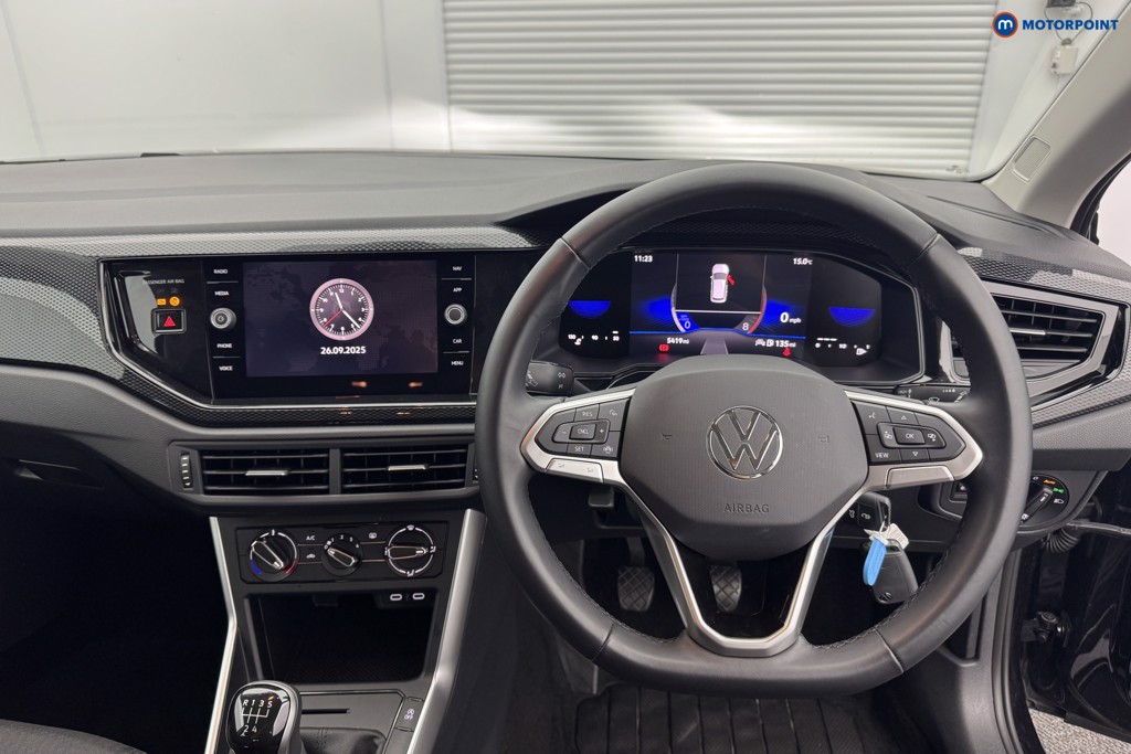 Volkswagen Polo Life Manual Petrol Hatchback - Stock Number (1581331) - 1st supplementary image