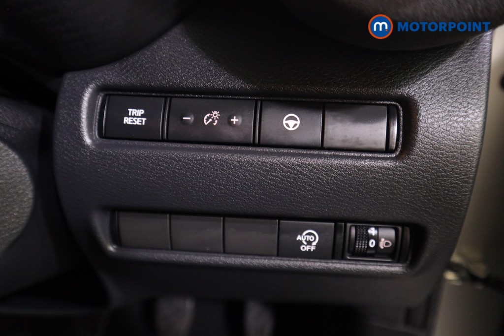 Nissan Juke Tekna-Plus Manual Petrol SUV - Stock Number (1581679) - 9th supplementary image