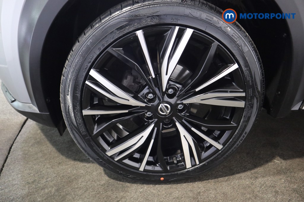 Nissan Juke Tekna-Plus Manual Petrol SUV - Stock Number (1581679) - 17th supplementary image